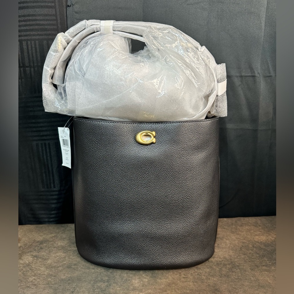 Coach Willow Bucket Bag - Picture 2 of 8